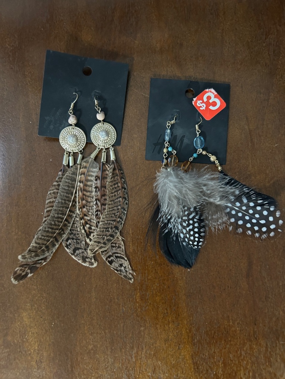 H&M Multi-Tone Feather Drop Earrings in Brown, Black & Cream